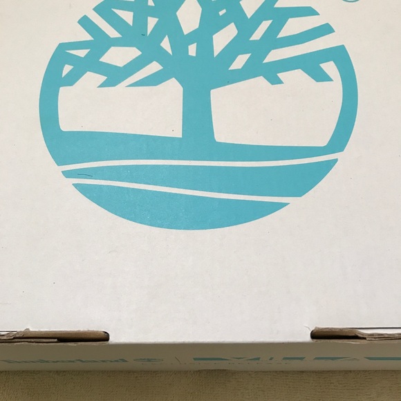 Timberland Exclusive Edition "Gift Box" Boots 🗳 - Picture 3 of 8